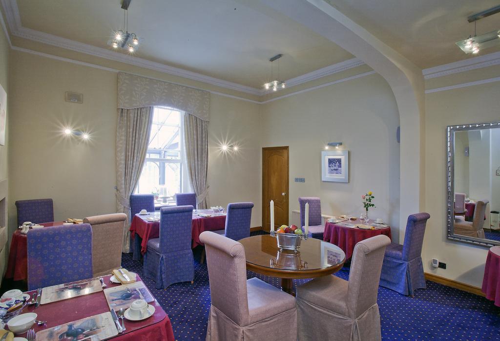 Langley Bank Guest House Еър Екстериор снимка